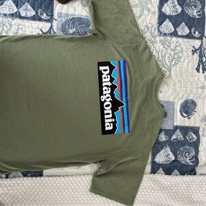 Patagonia Green Short Sleeve Tee